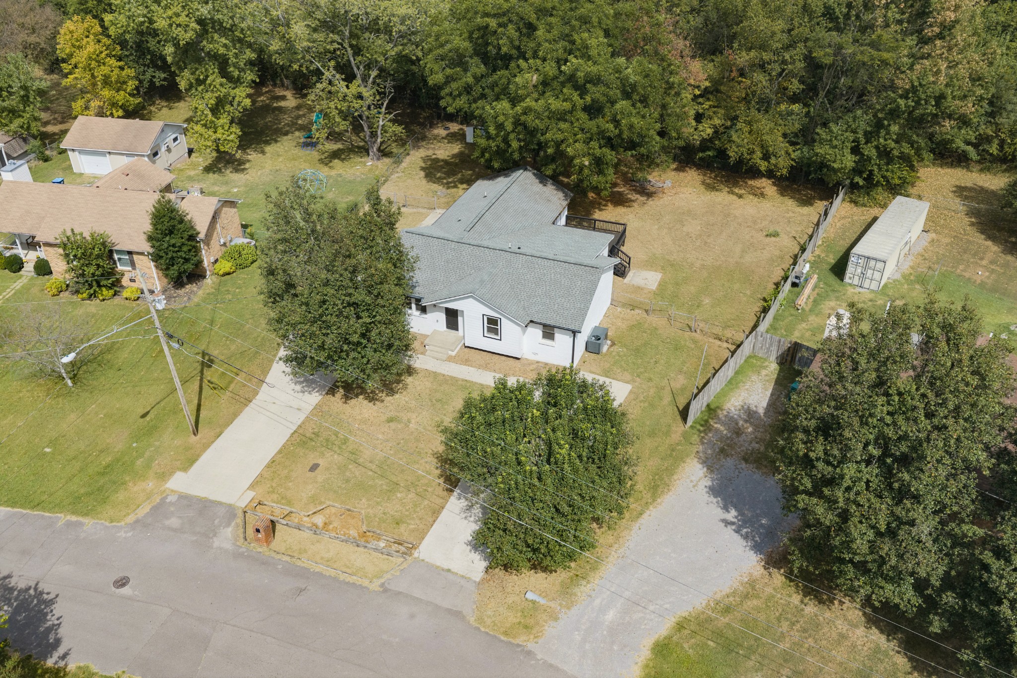 206 Tarrytown Dr Property Photo 1