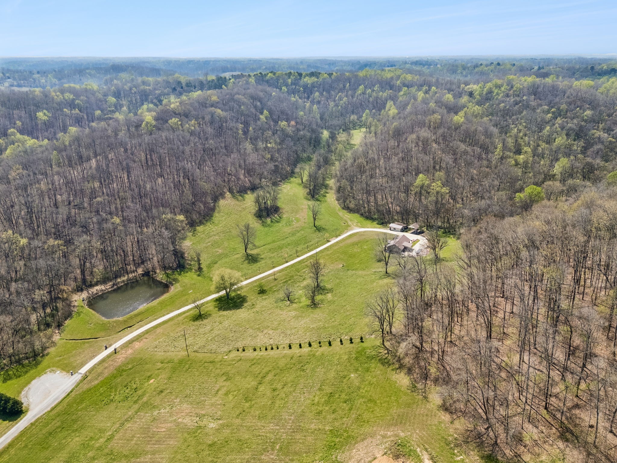 240 Scenic Ct Property Photo 1