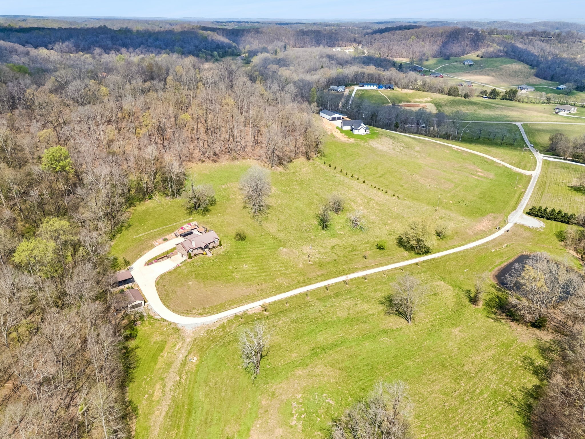 240 Scenic Ct Property Photo 1