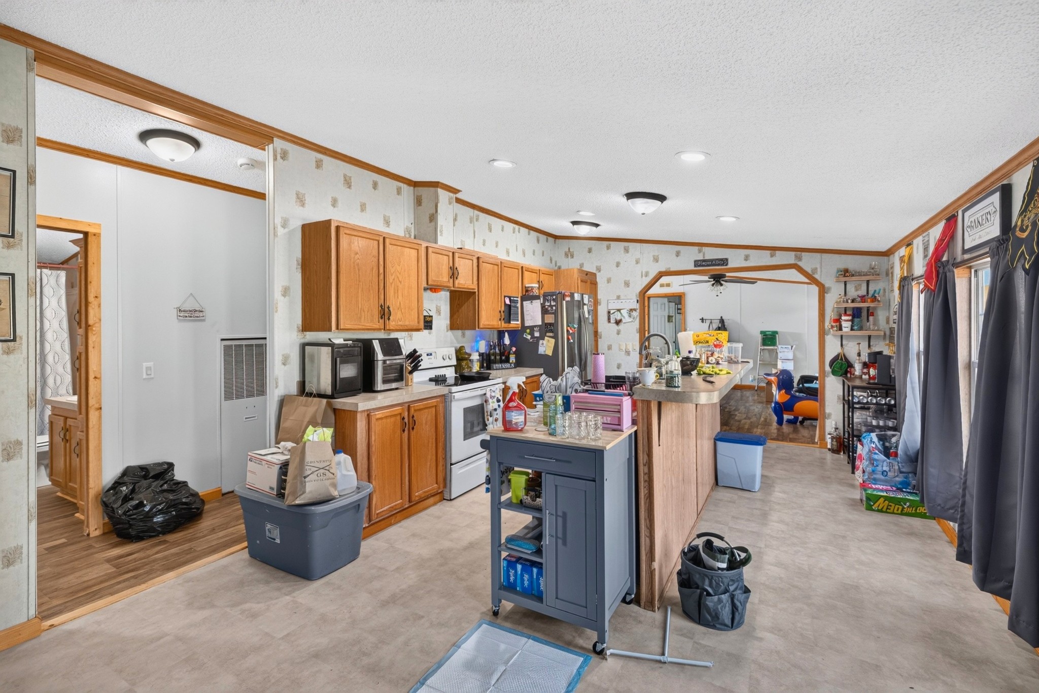560 Meadowview Rd Property Photo 13