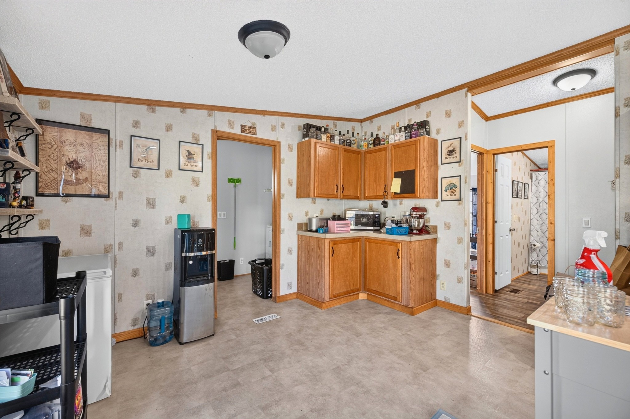 560 Meadowview Rd Property Photo 14