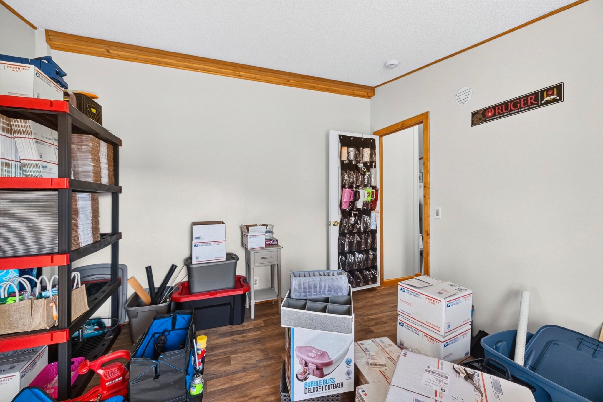 560 Meadowview Rd Property Photo 22