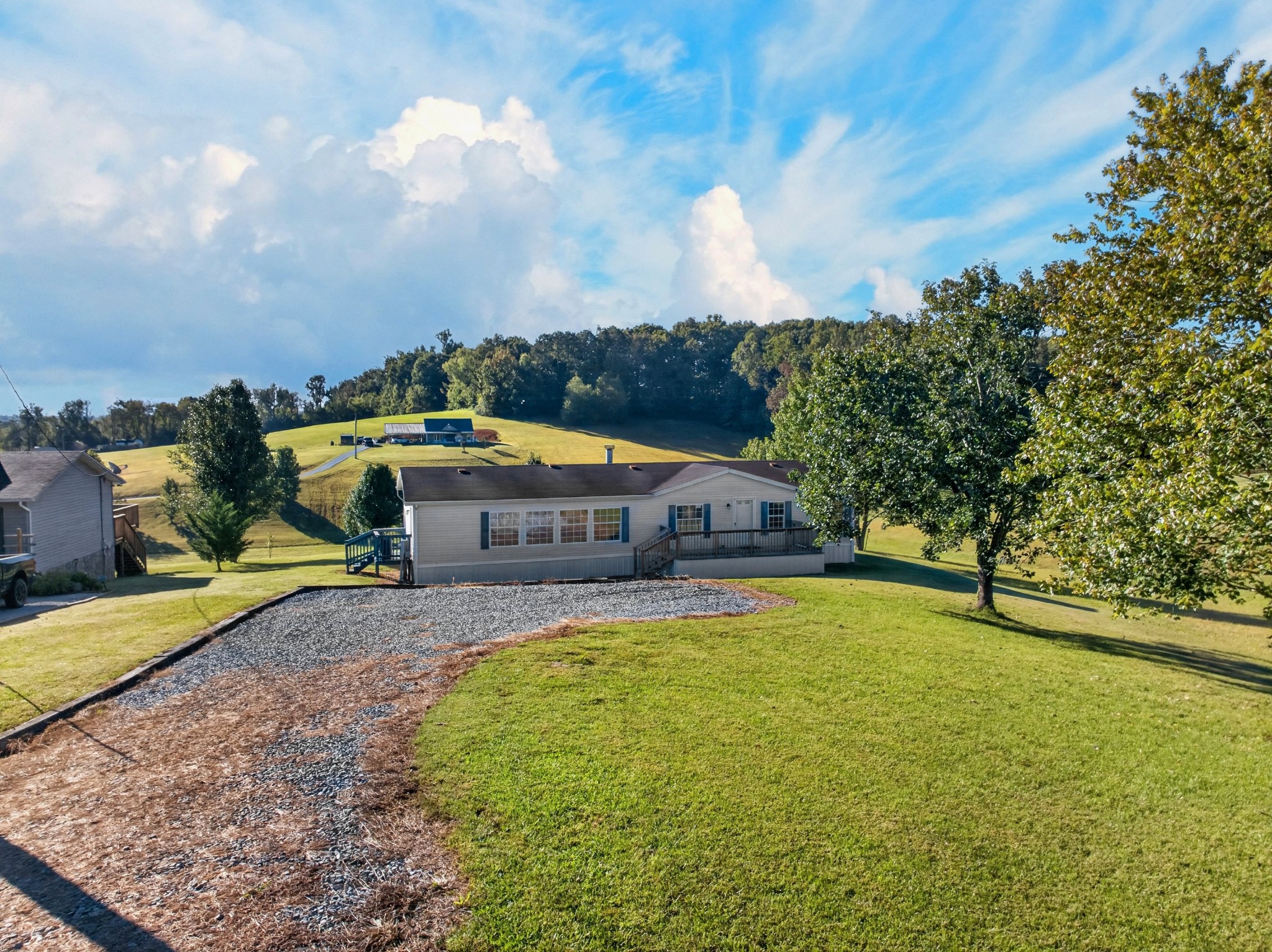 560 Meadowview Rd Property Photo 31