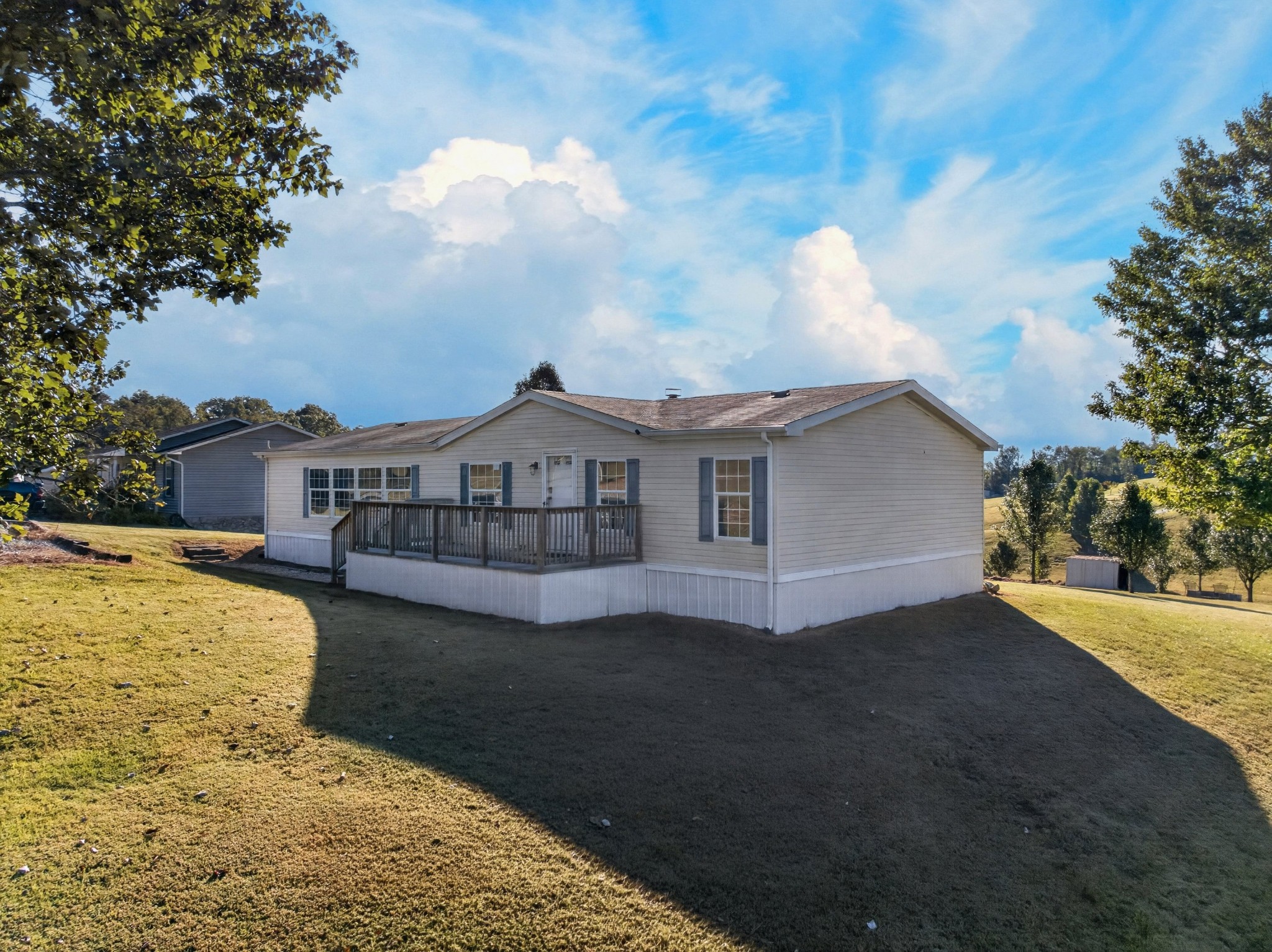 560 Meadowview Rd Property Photo 32