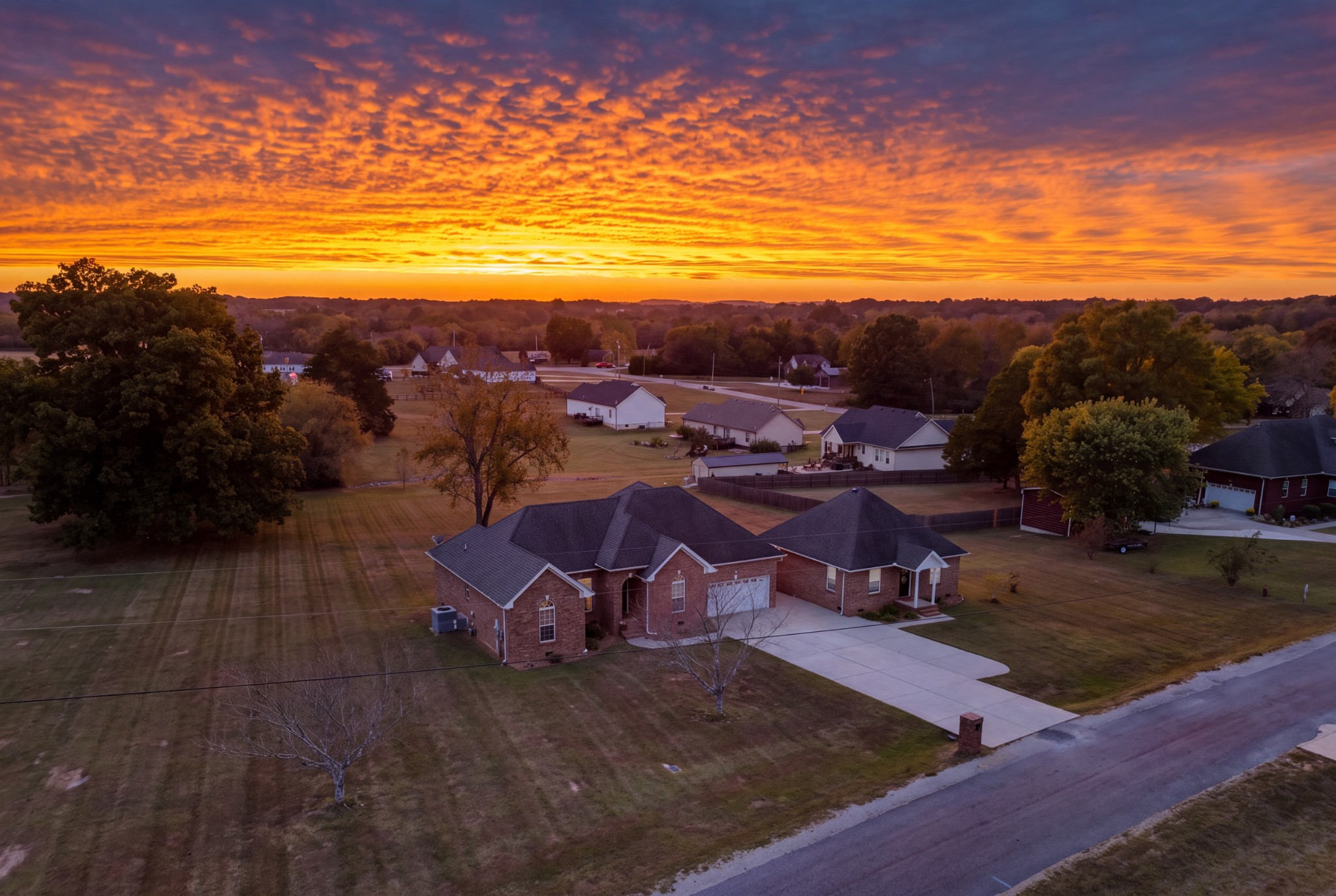 1507 Lindsey Ln