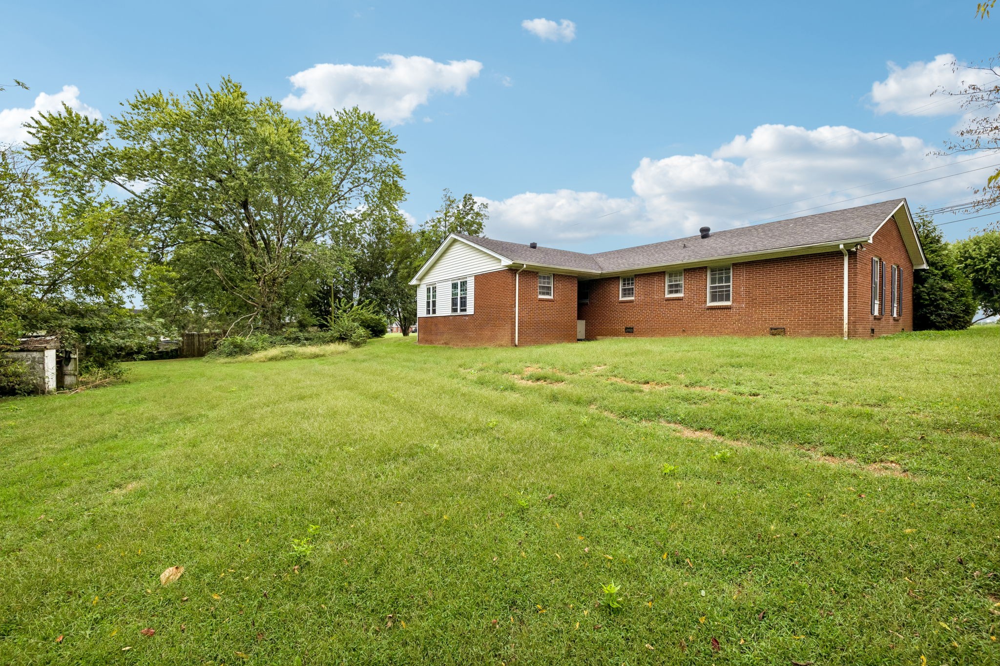5988 Highway 31, W Property Photo 31