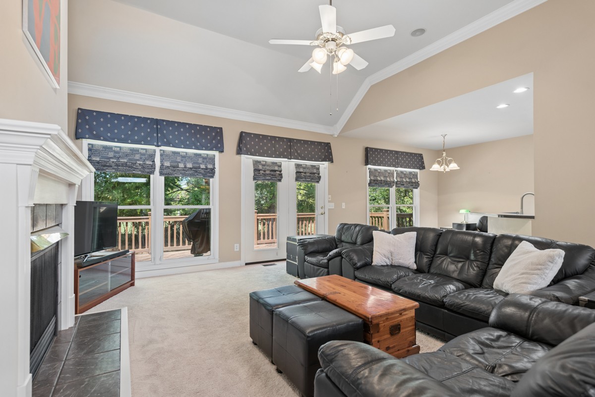 1409 Johns Meadows Cv Property Photo 5