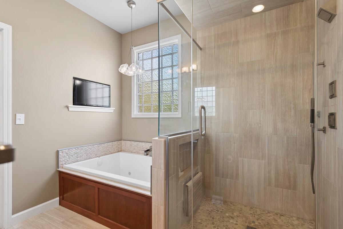 1409 Johns Meadows Cv Property Photo 23