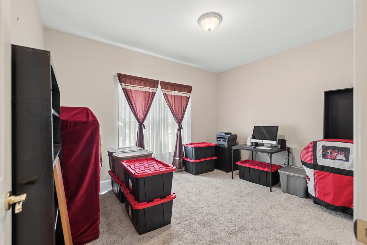 1409 Johns Meadows Cv Property Photo 28