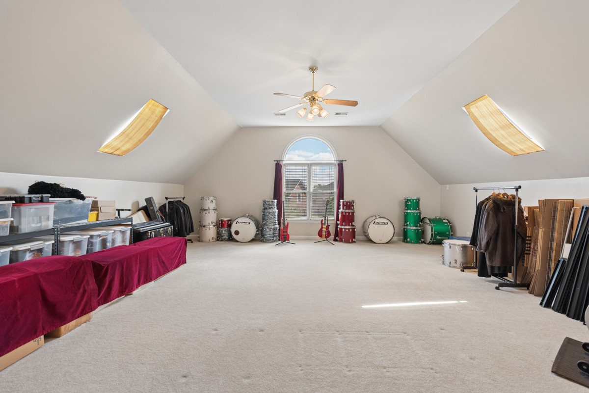 1409 Johns Meadows Cv Property Photo 34