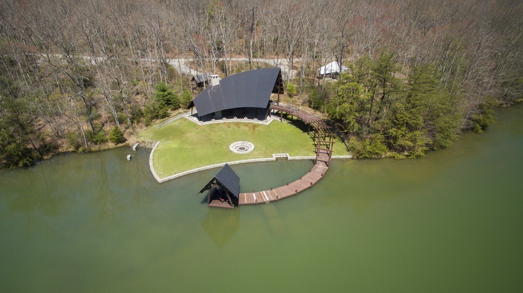 7 Long Mountain Property Photo 1