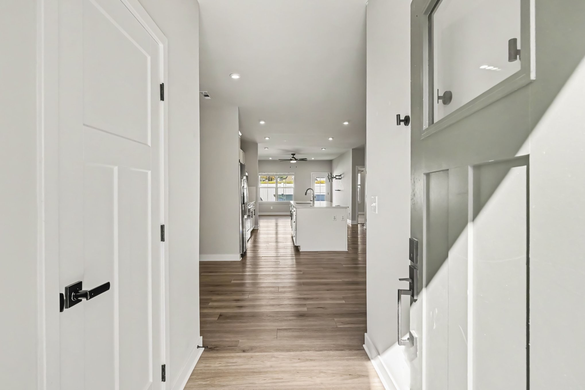 360 Camargue Ct Property Photo 4