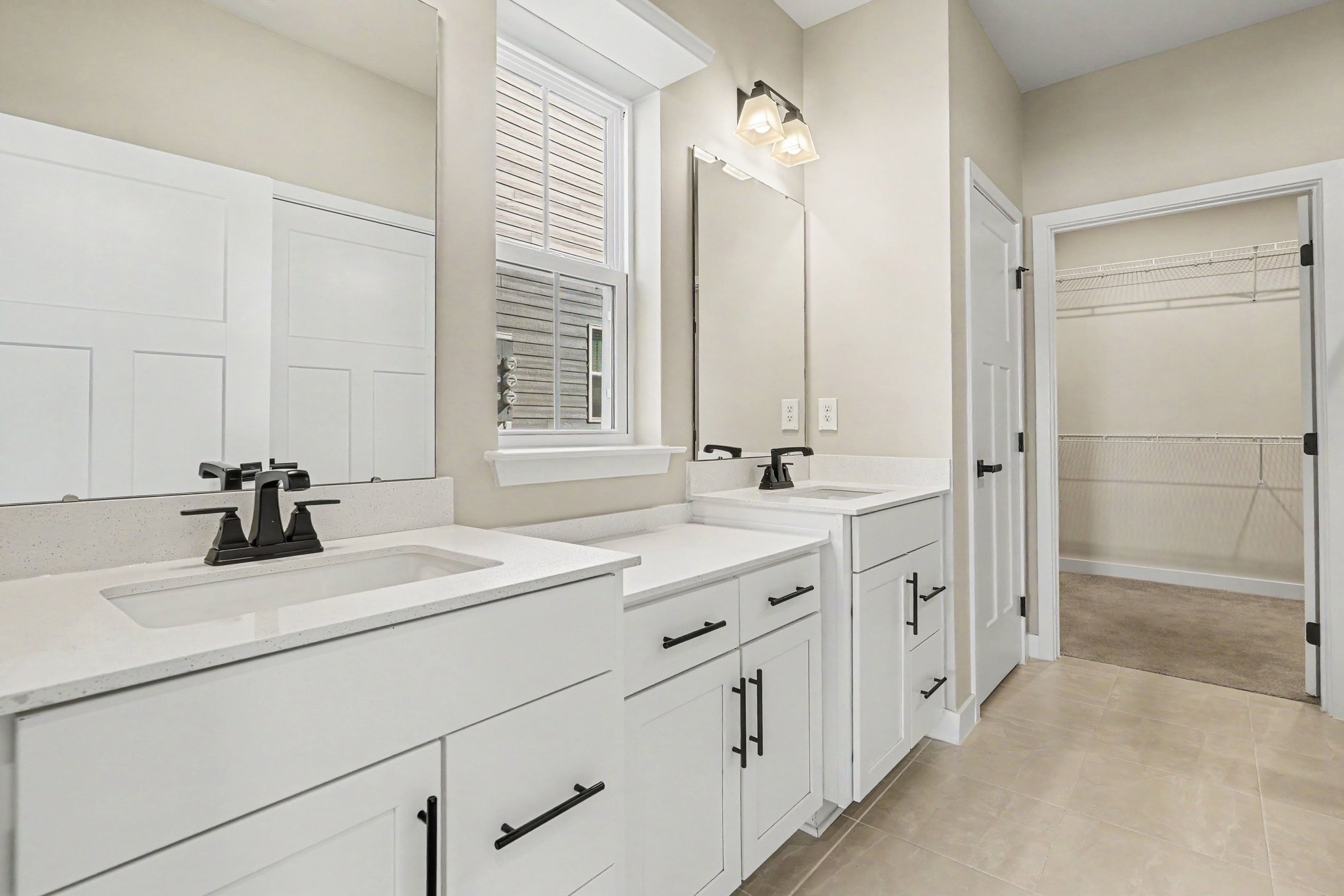 360 Camargue Ct Property Photo 15
