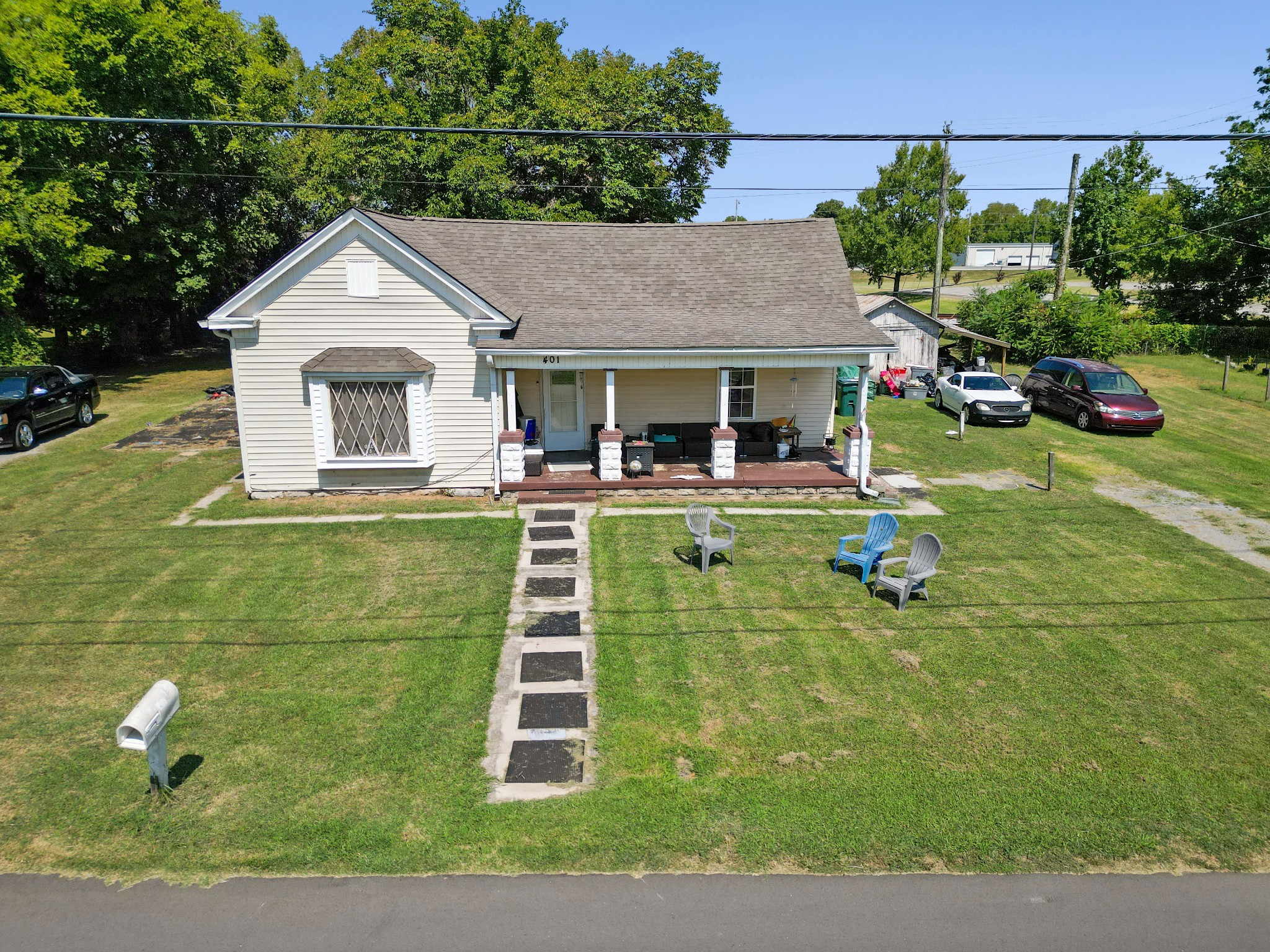 401 Hill St Property Photo 1