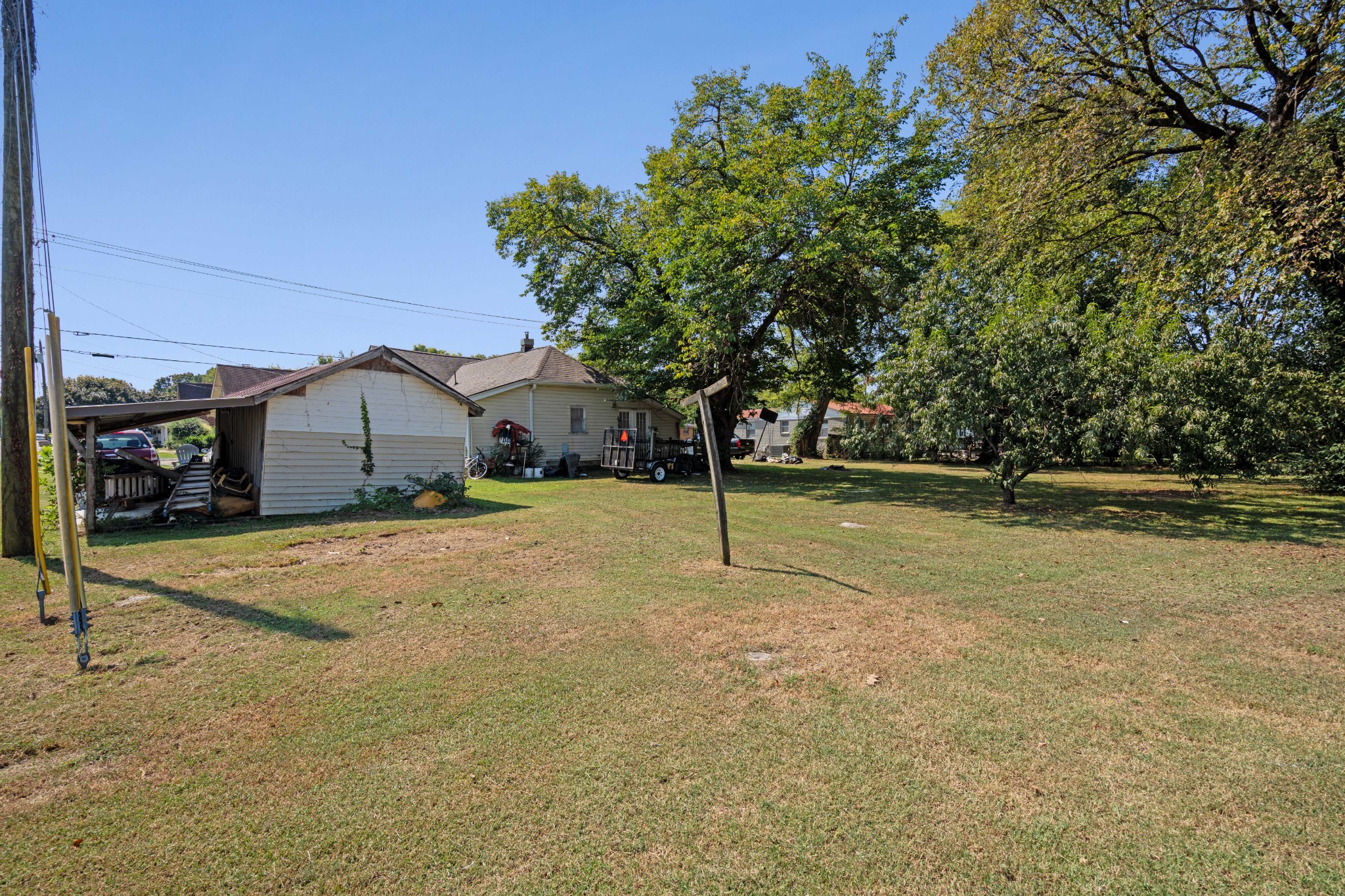 401 Hill St Property Photo 6
