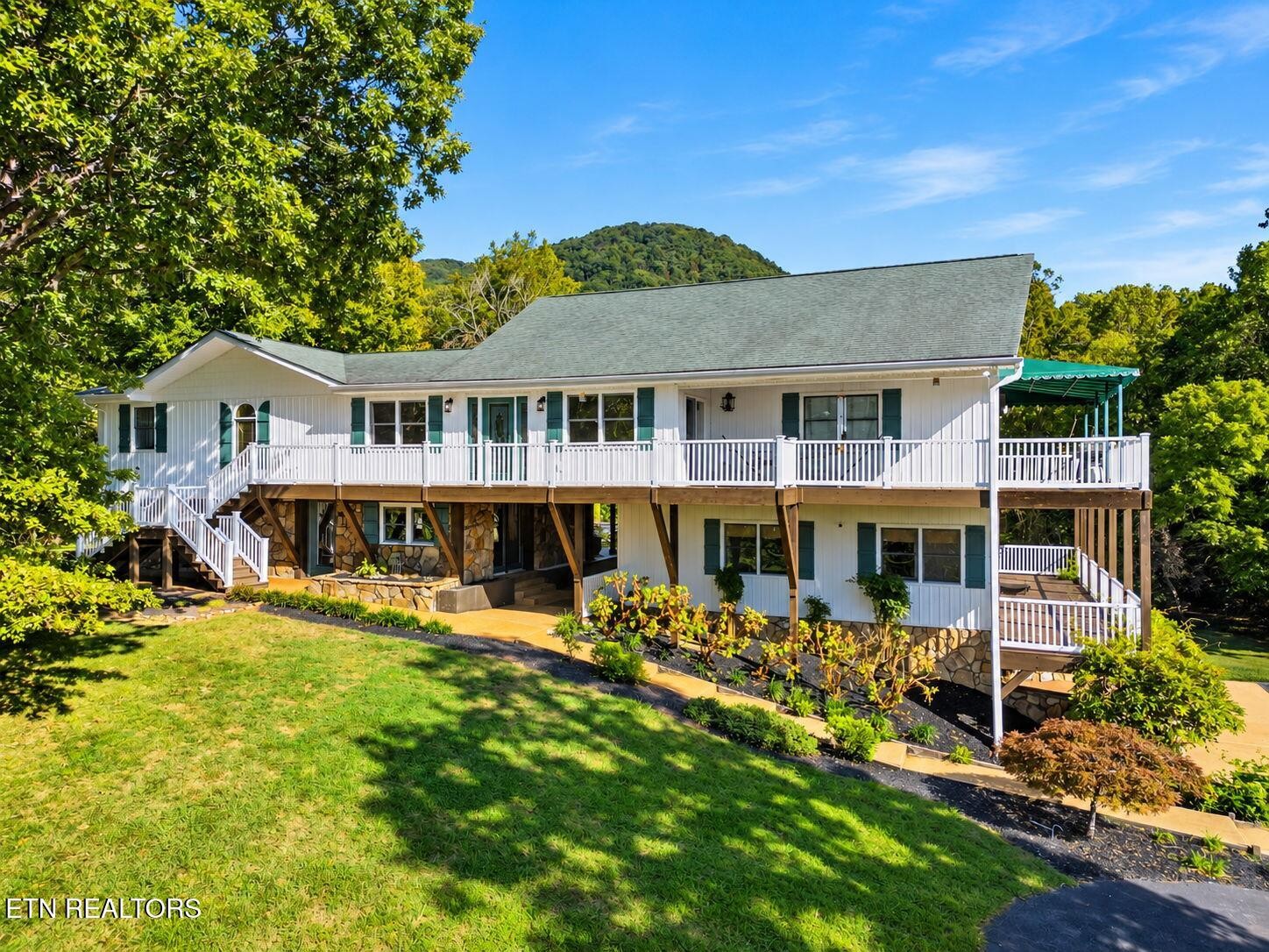 8414 Bud Hawkins Rd Property Photo 1