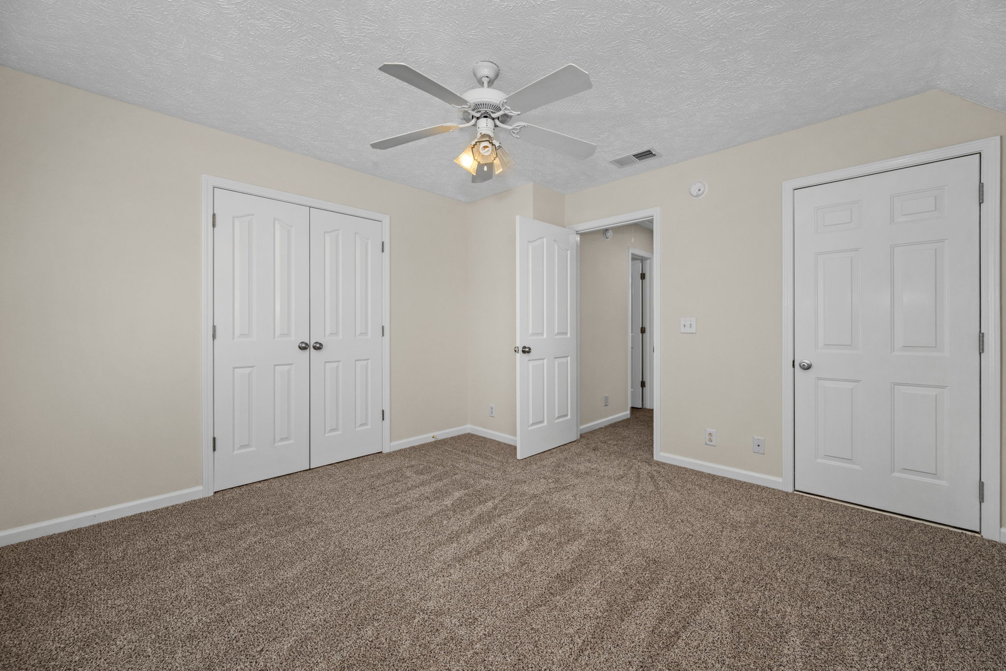 2941 Windemere Dr Property Photo 21