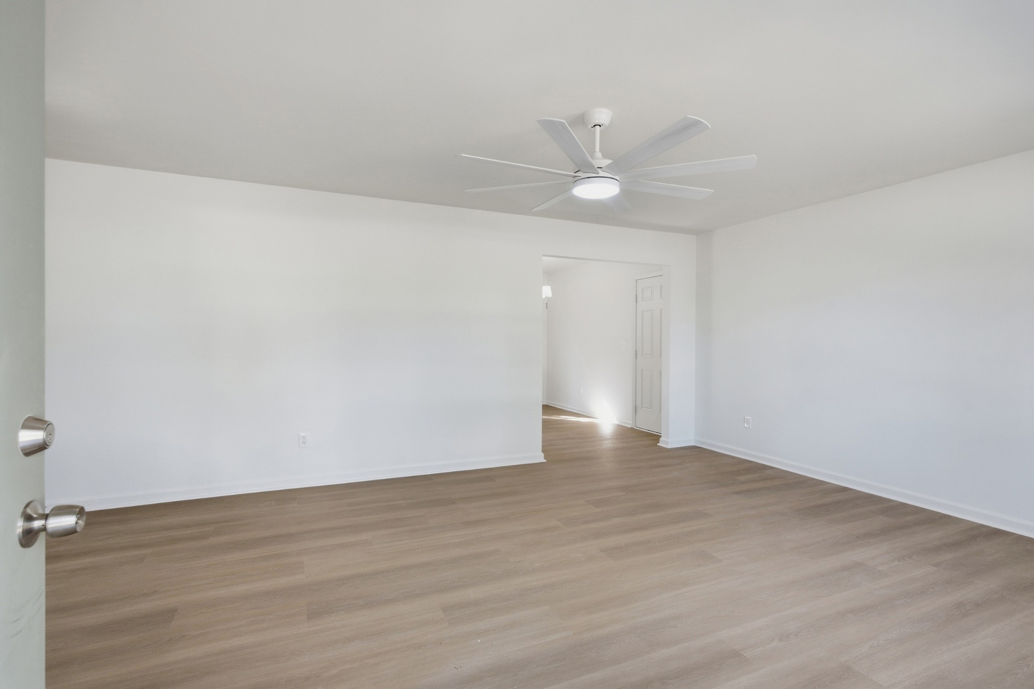 2815 Kedzie Dr Property Photo 5