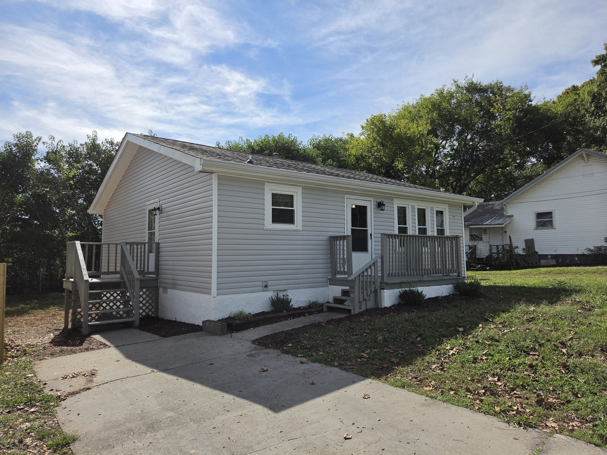 755 Church St, Se Property Photo 1