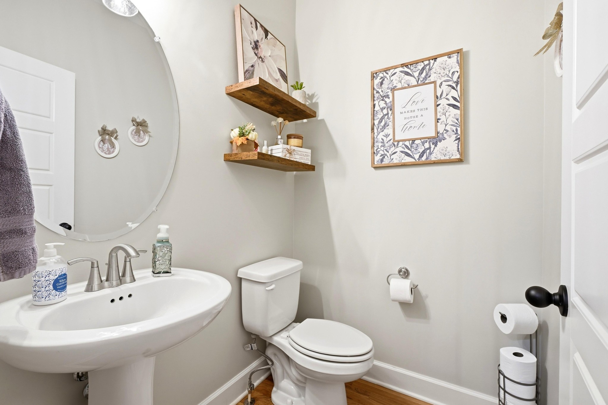 2037 Bocage Cir Property Photo 15