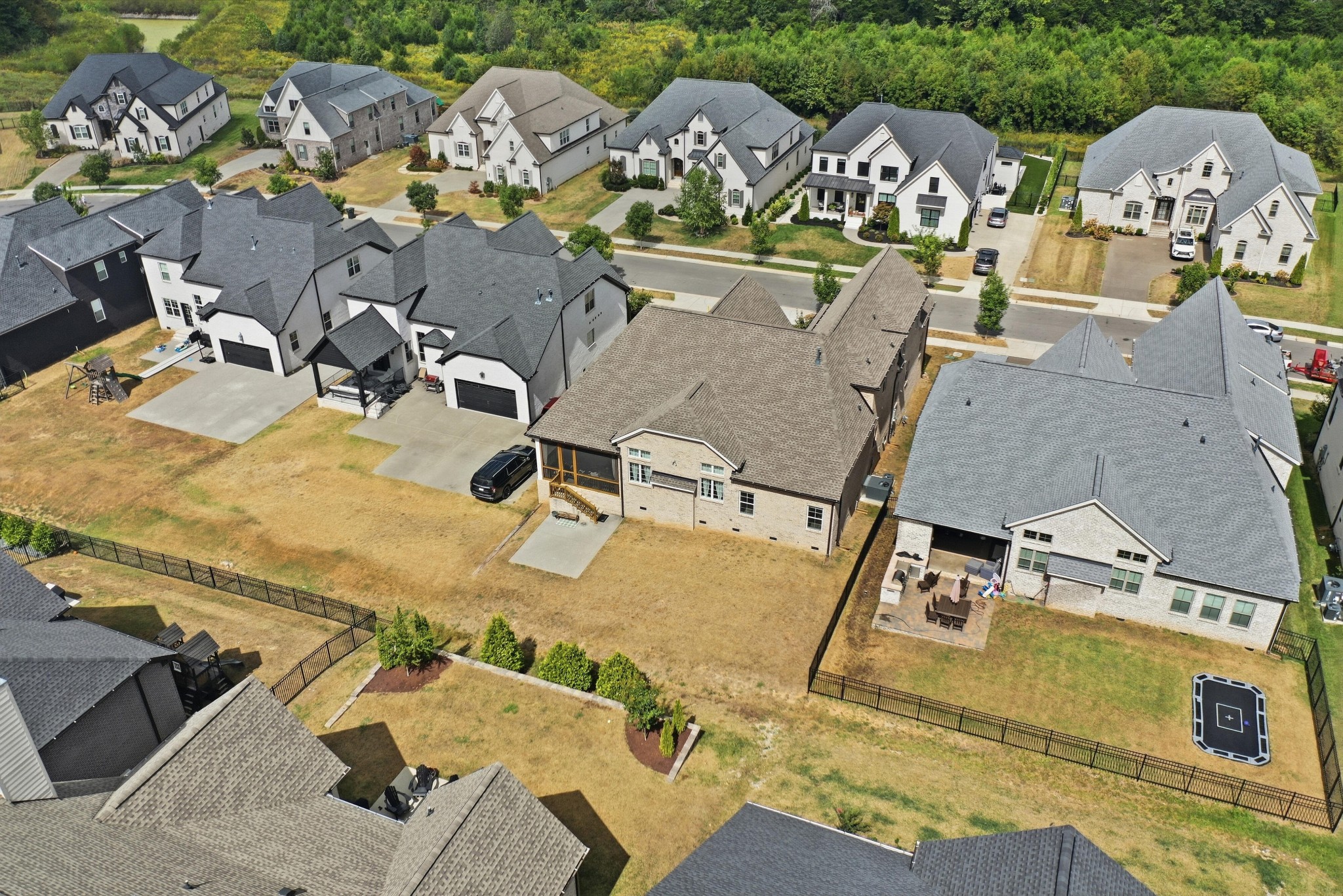 2037 Bocage Cir Property Photo 81