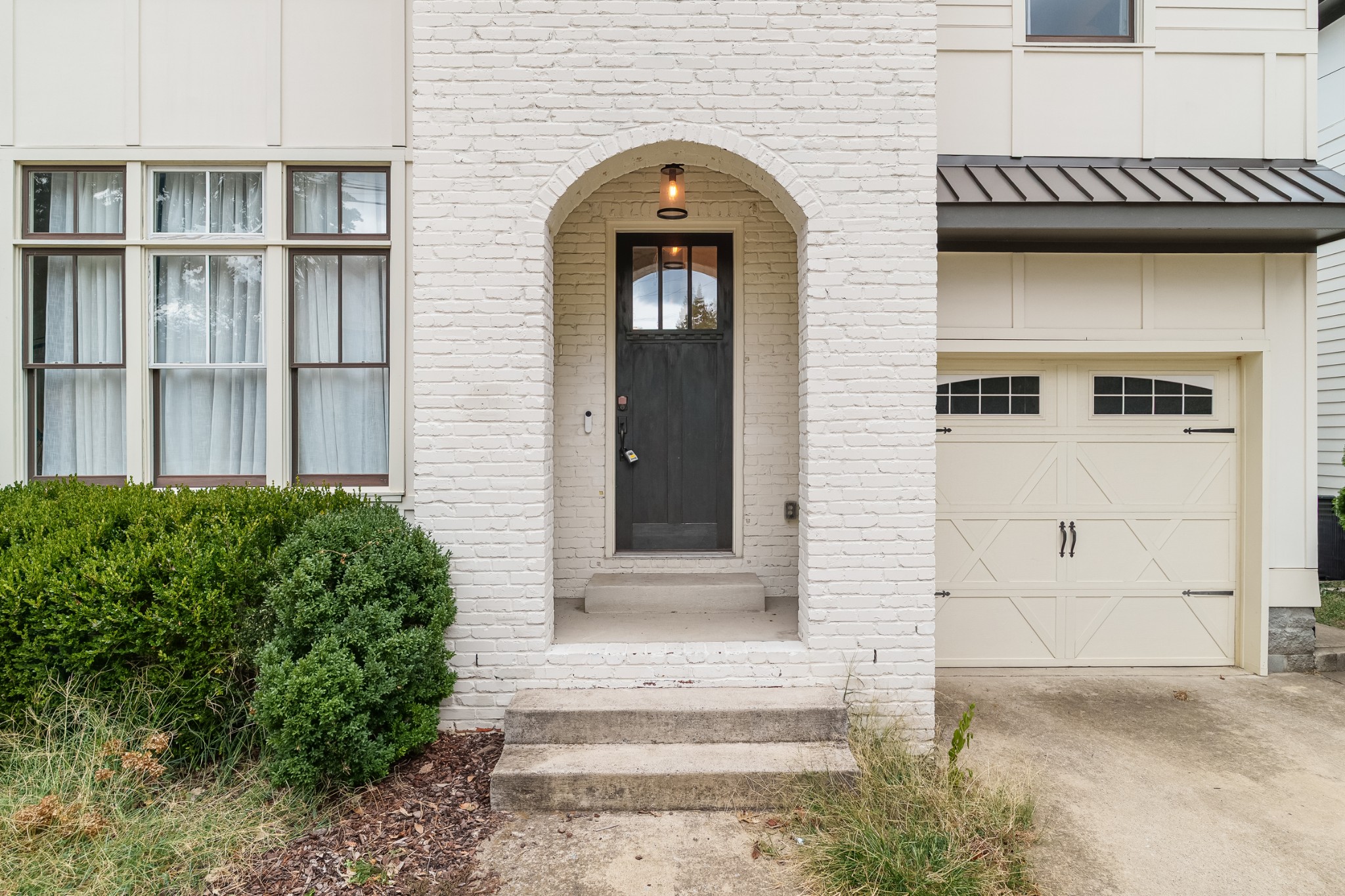 2803a White Oak Dr Property Photo 4