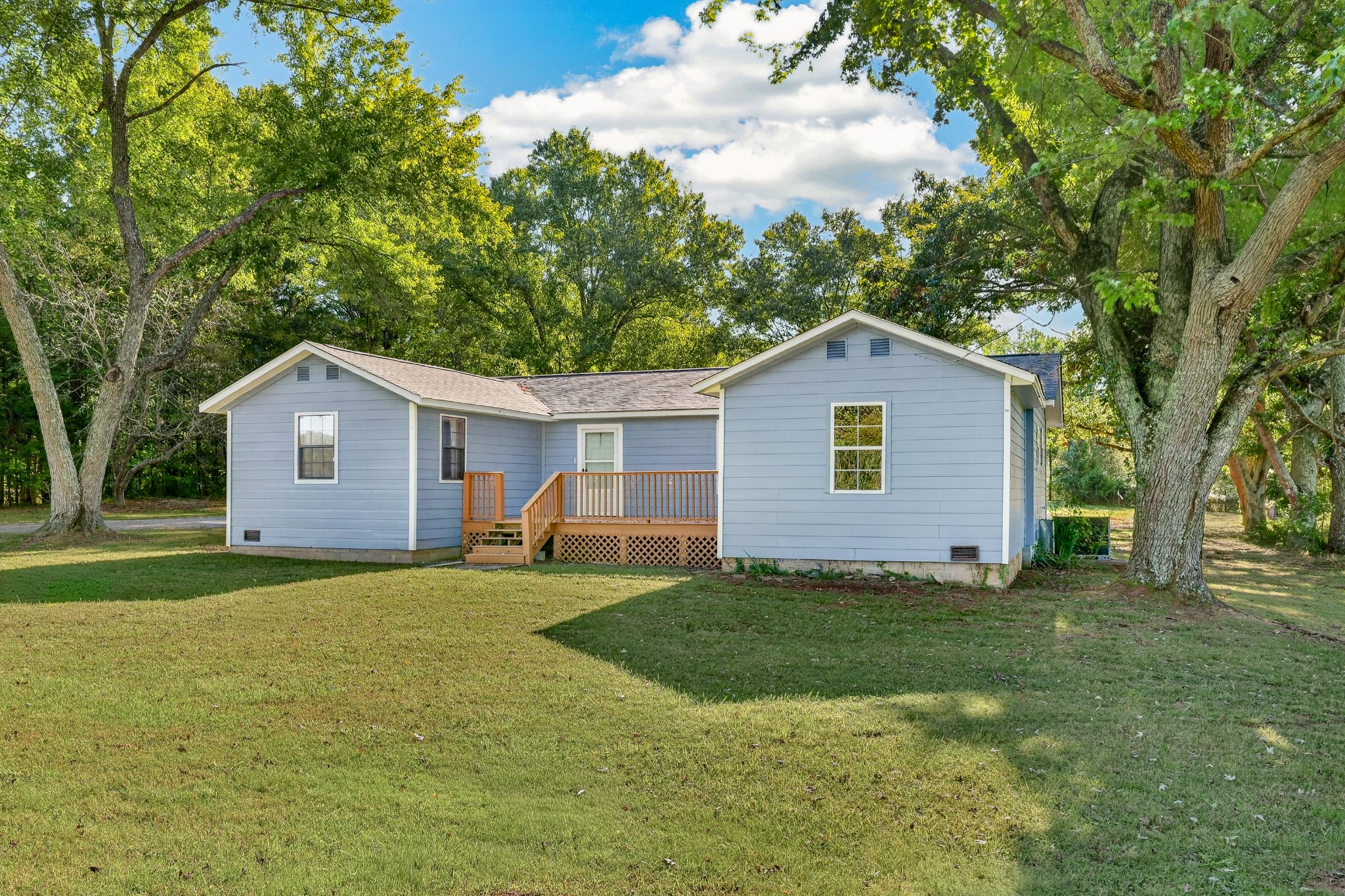 25652 Union Hill Rd Property Photo 3
