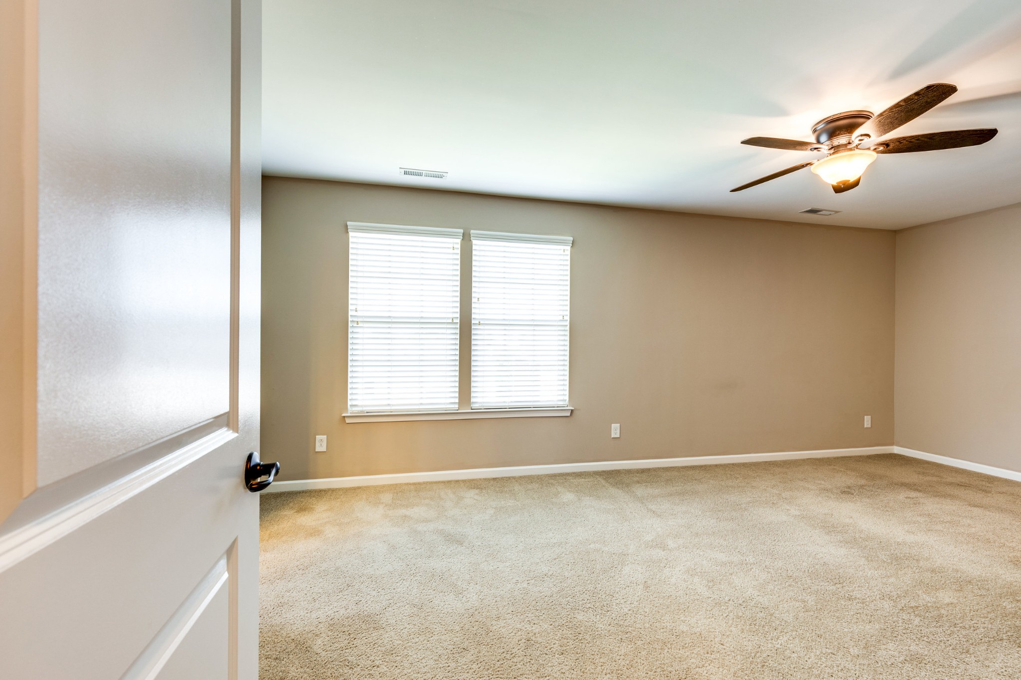 7512 Oakledge Dr Property Photo 28