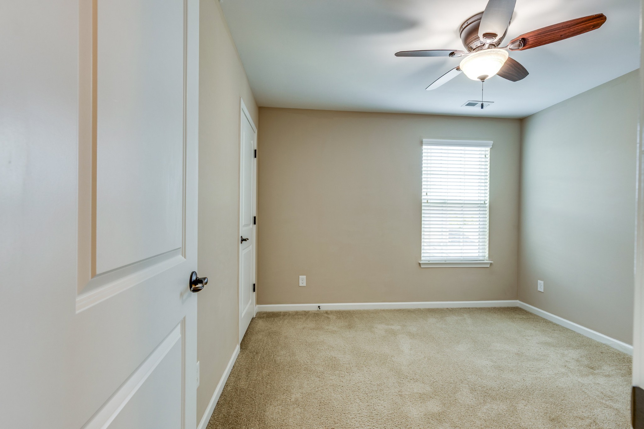 7512 Oakledge Dr Property Photo 33