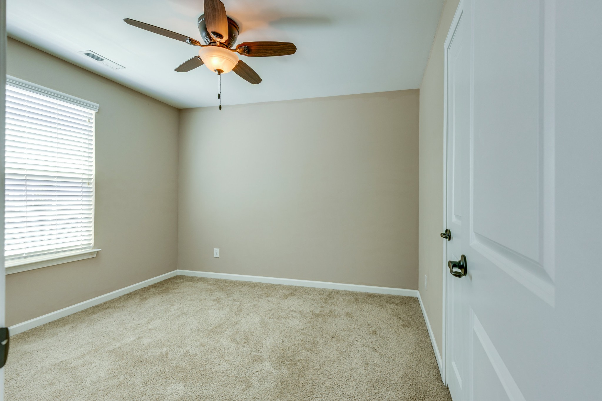 7512 Oakledge Dr Property Photo 35