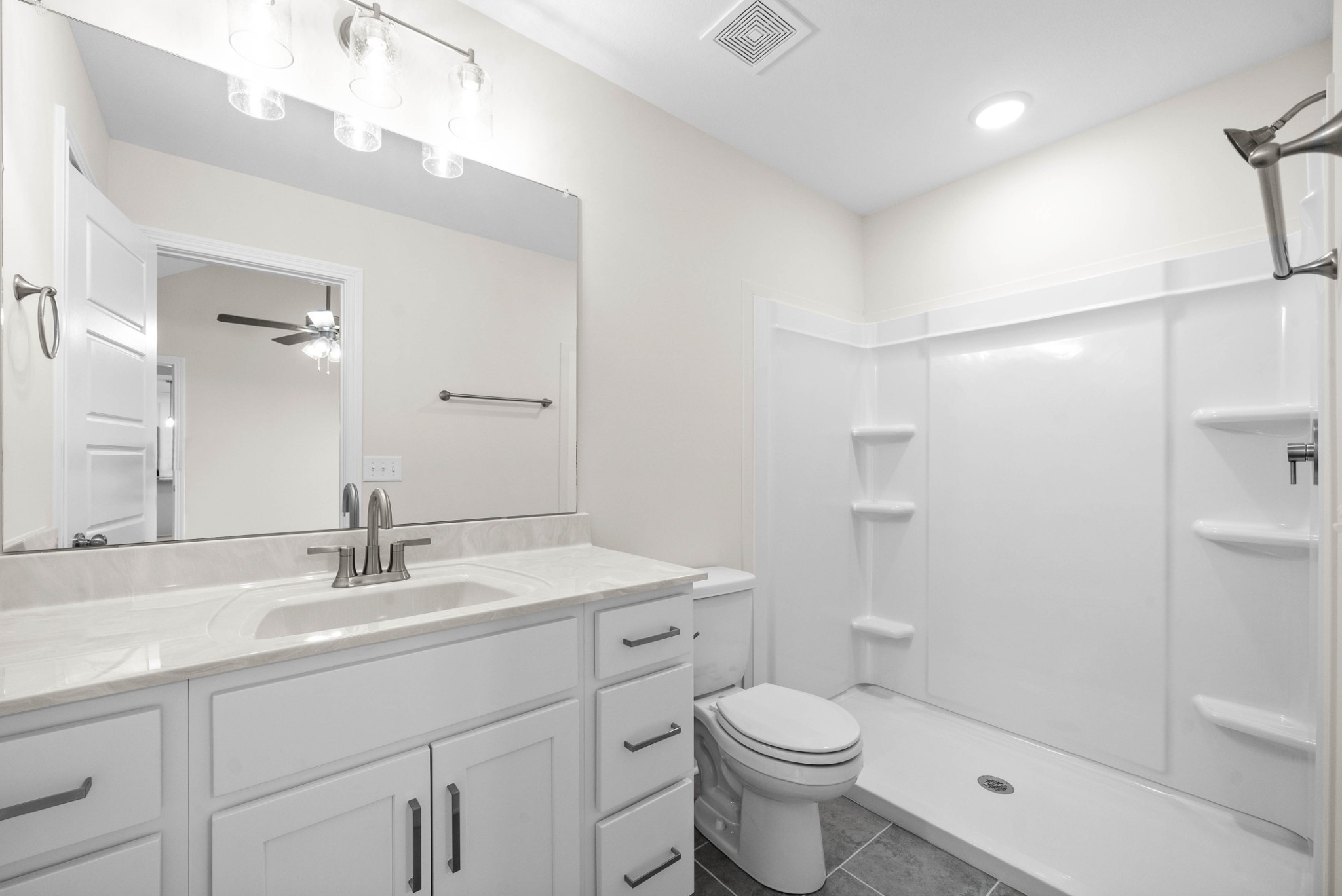 1490 Hallies Way Property Photo 19