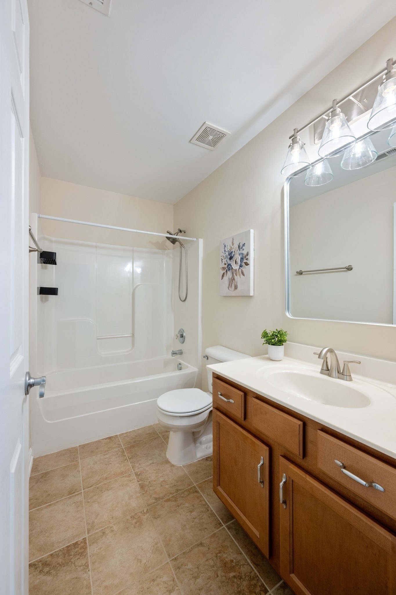 7827 Kemberton Dr, W Property Photo 36