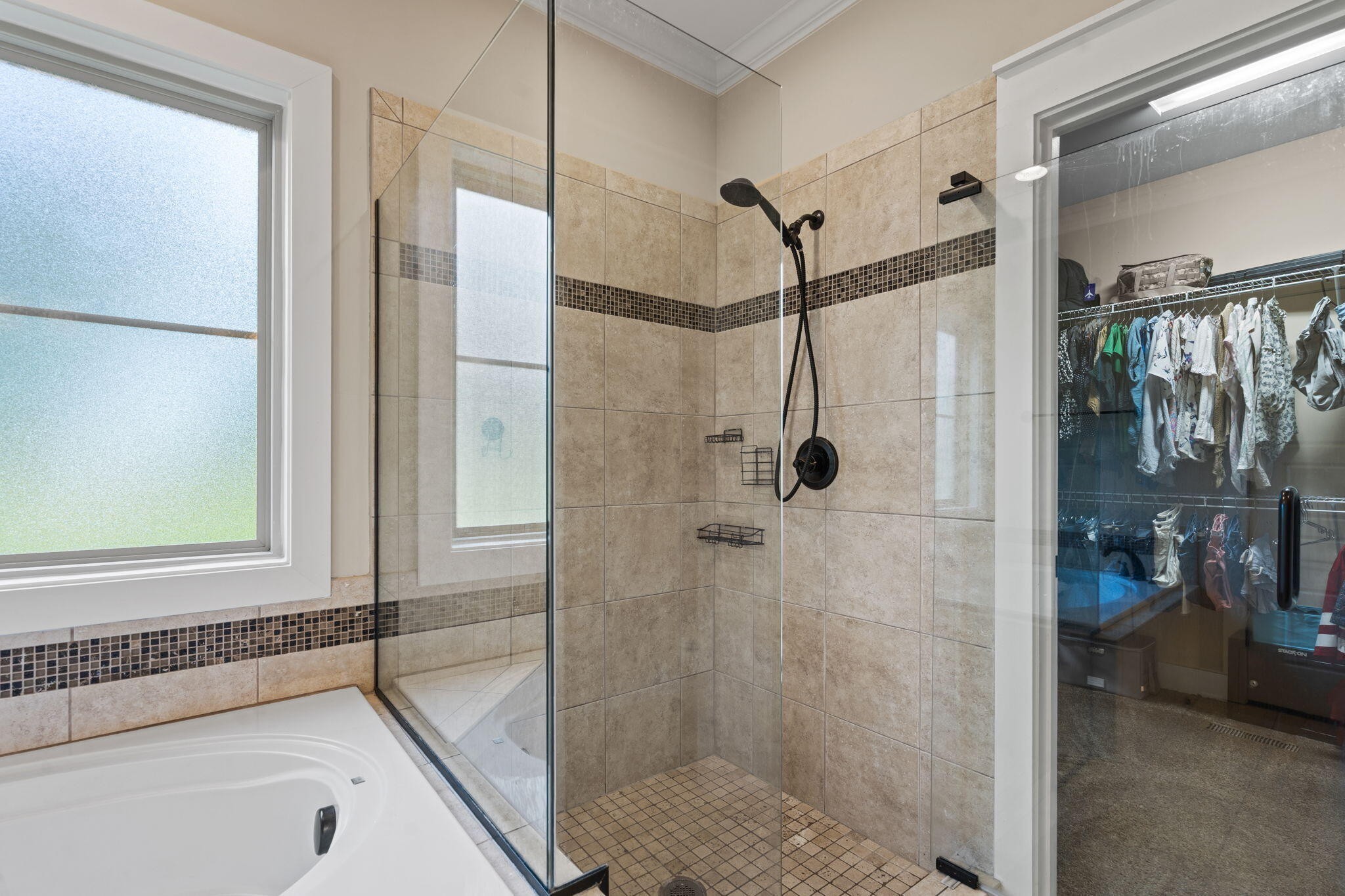112 Keystone Drive, Ne Property Photo 16