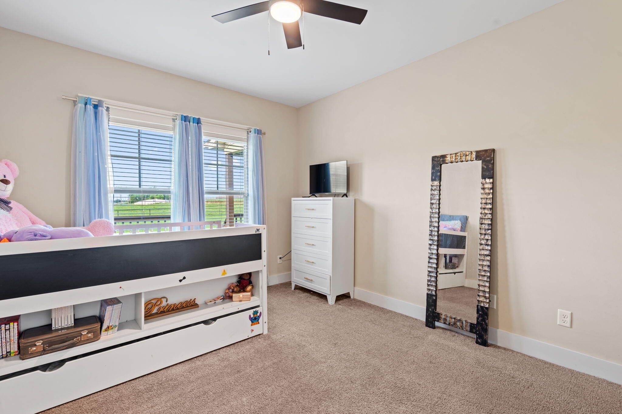 112 Keystone Drive, Ne Property Photo 22