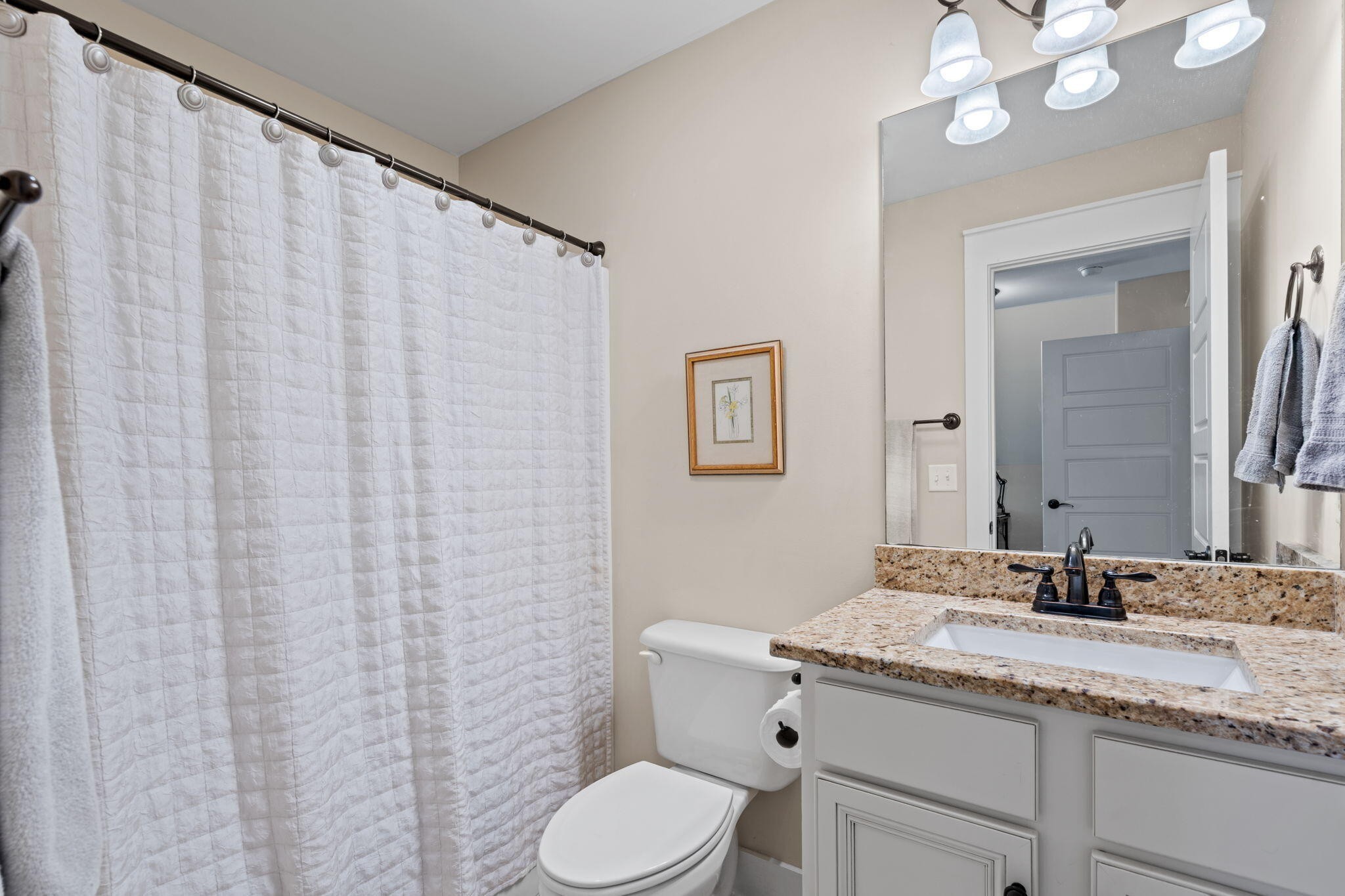112 Keystone Drive, Ne Property Photo 29