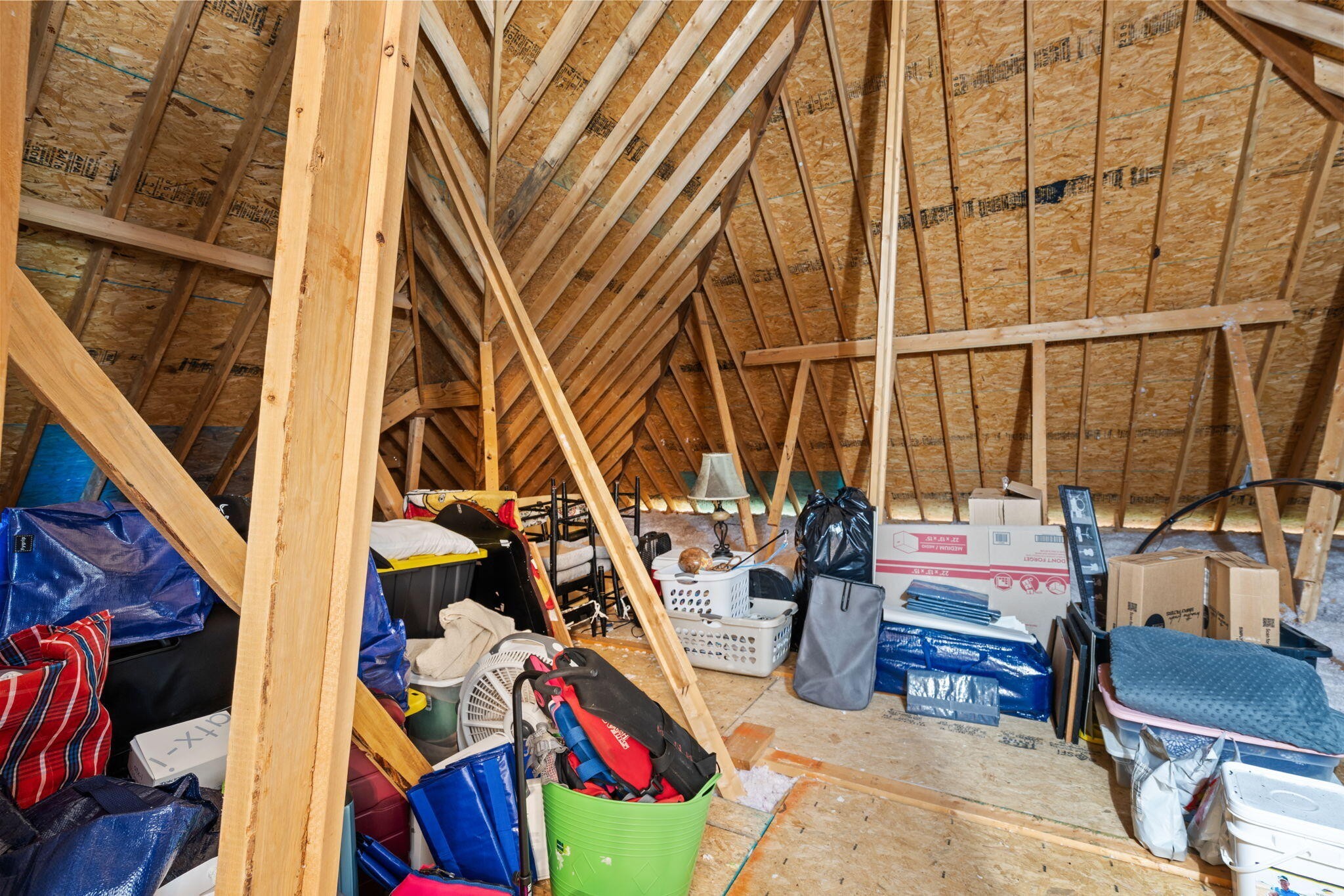112 Keystone Drive, Ne Property Photo 31