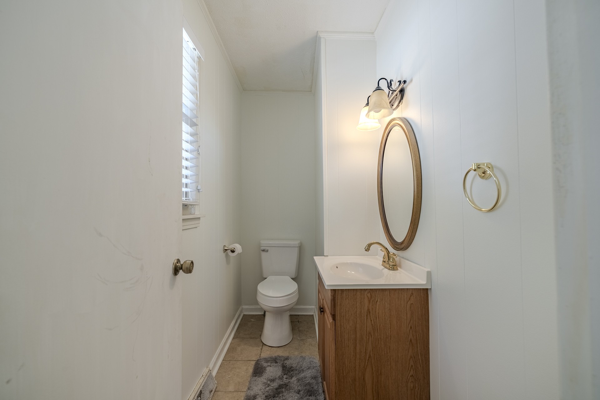 585 E End Dr Property Photo 25