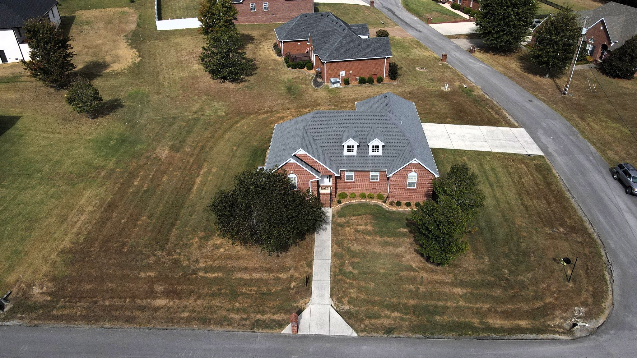 95 Maple Dr Property Photo 1