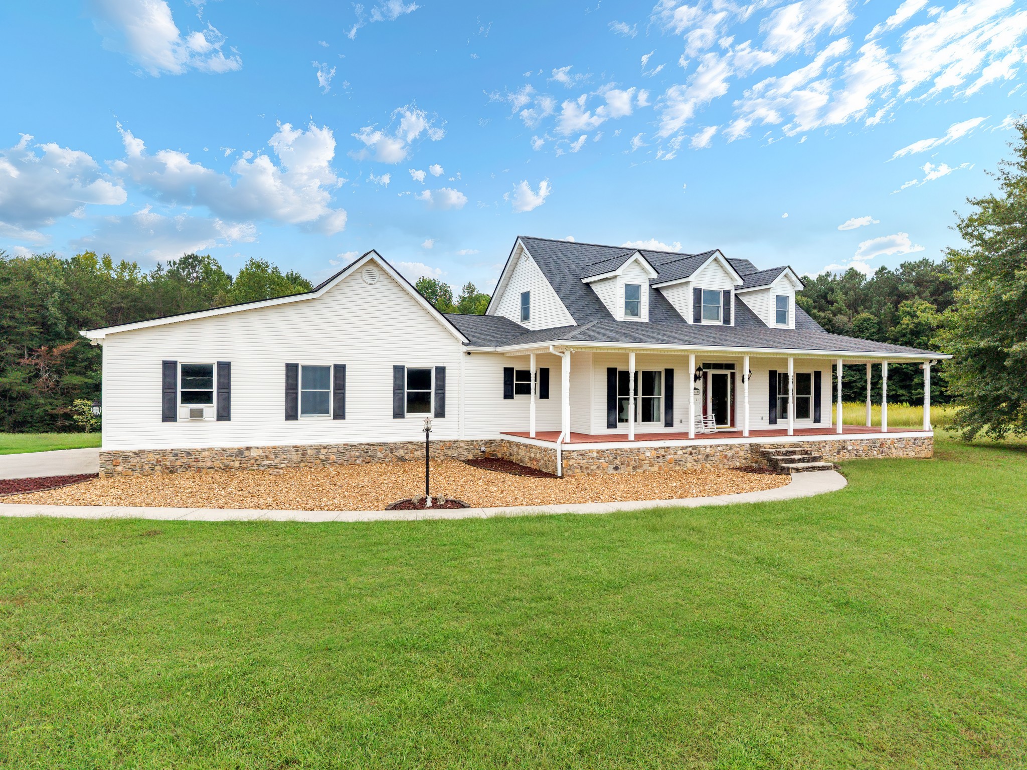 365 County Road 778 Property Photo 2