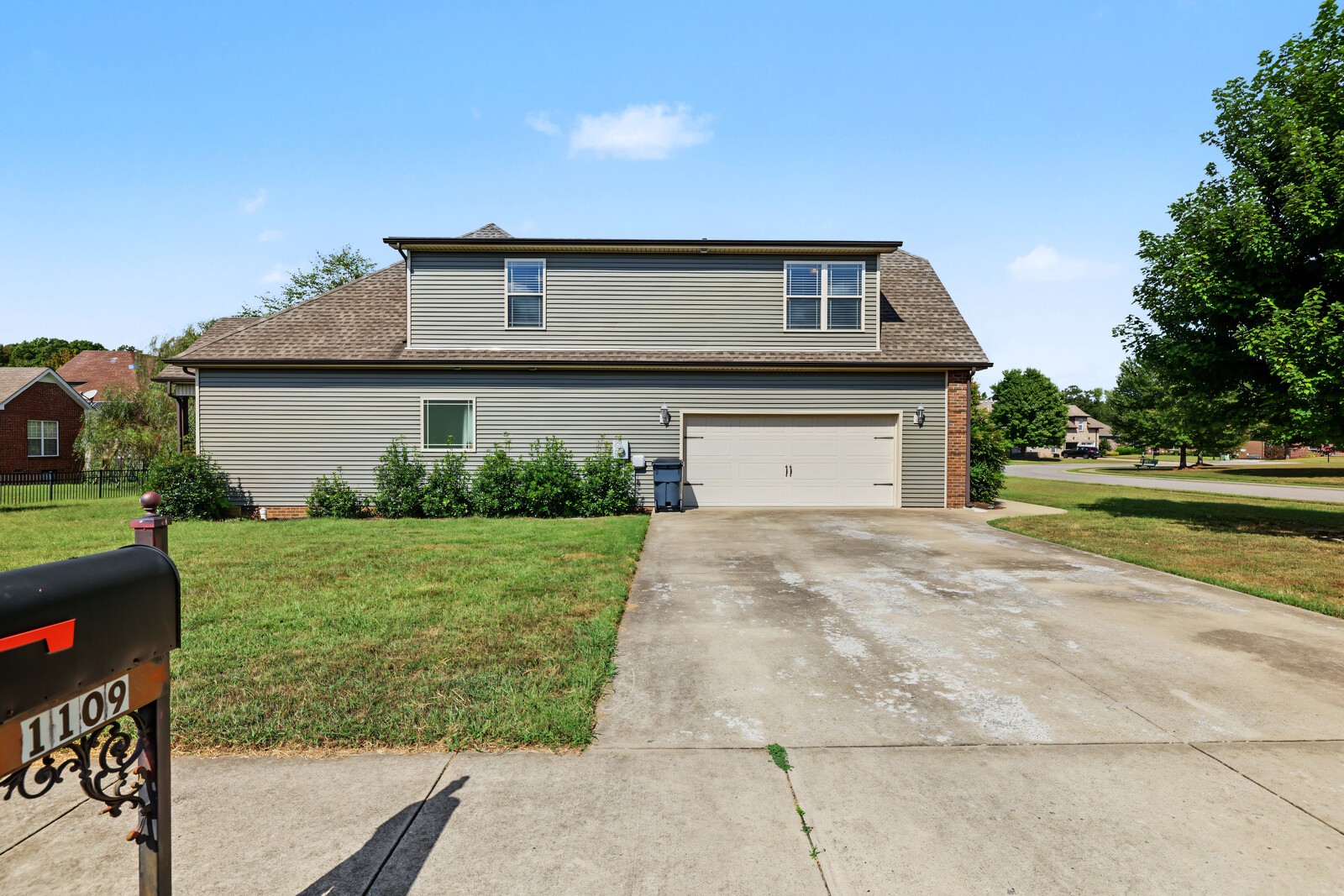 1109 Pavilion Way Property Photo 5