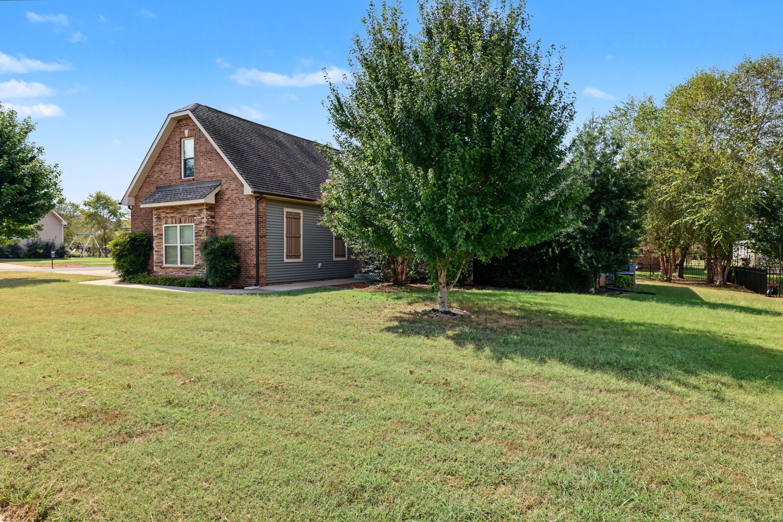 1109 Pavilion Way Property Photo 6