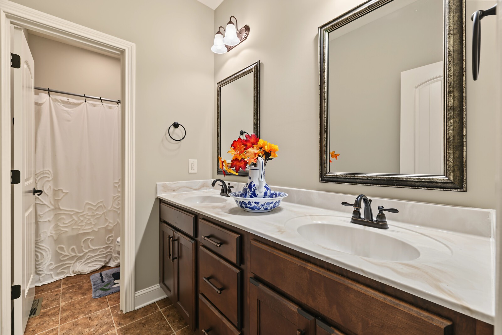 1109 Pavilion Way Property Photo 28