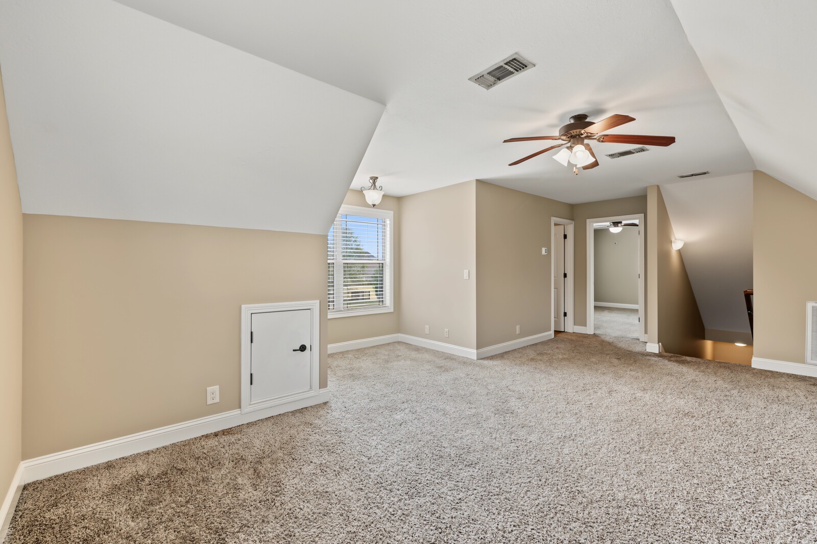 1109 Pavilion Way Property Photo 37