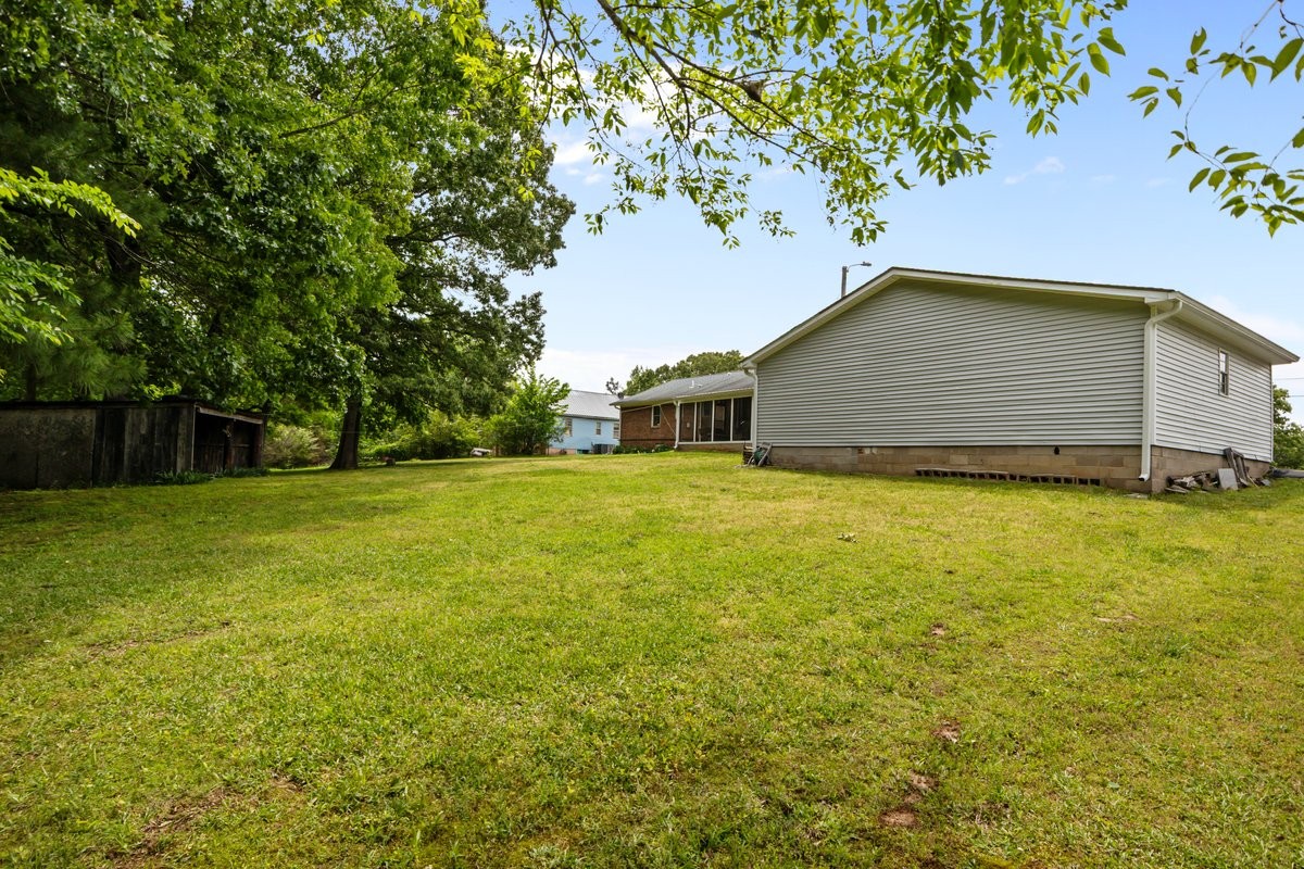 190 Post Oak Ave Property Photo 14