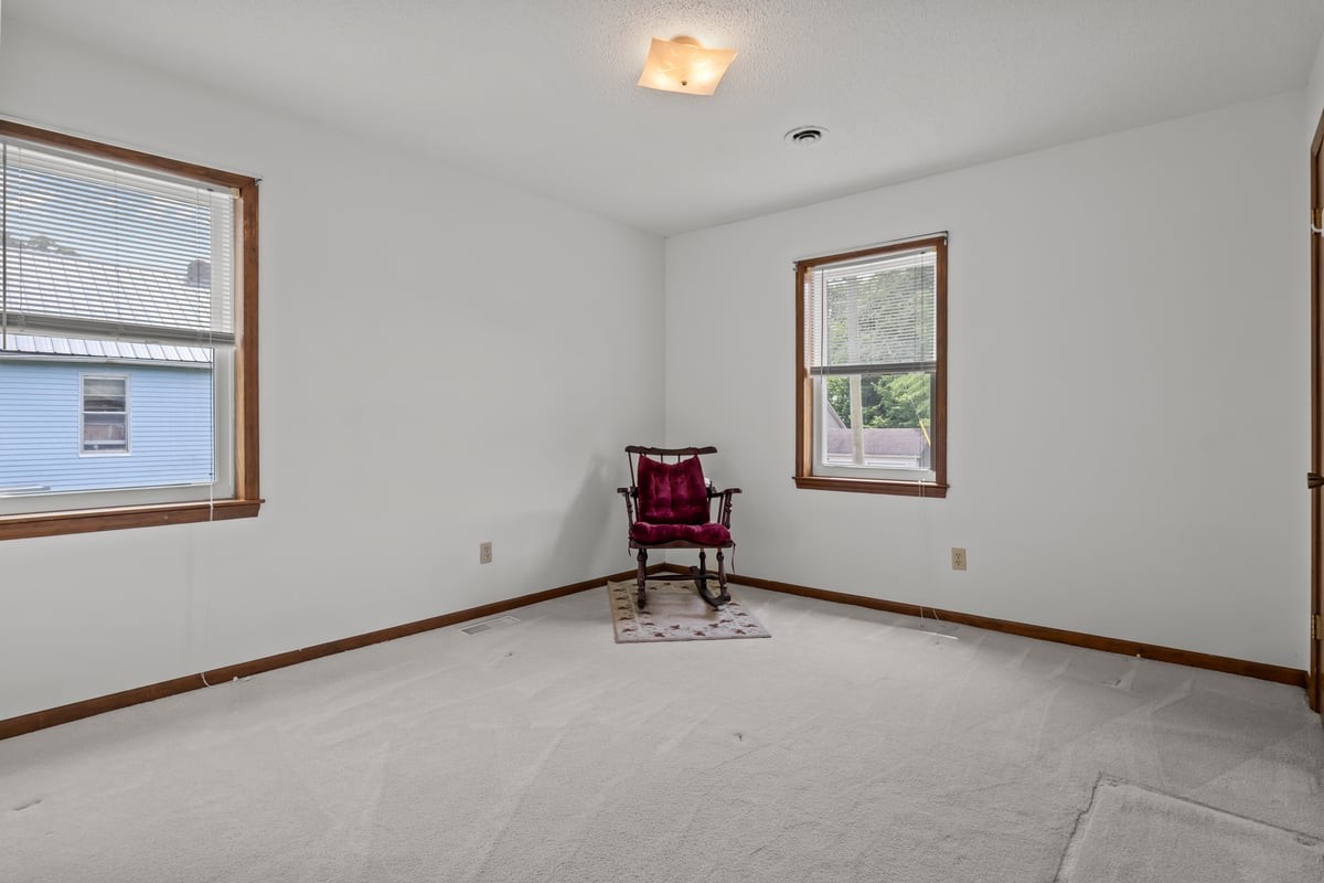 190 Post Oak Ave Property Photo 27