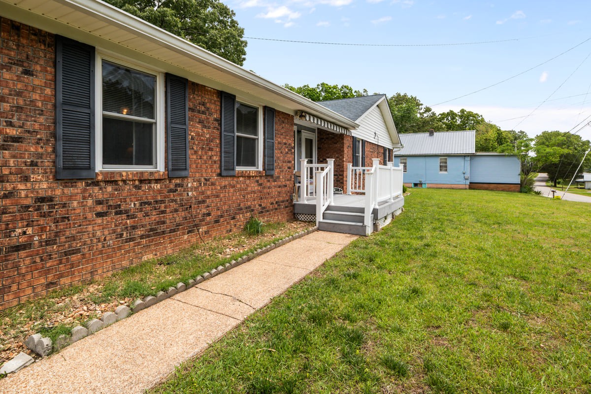 190 Post Oak Ave Property Photo 51