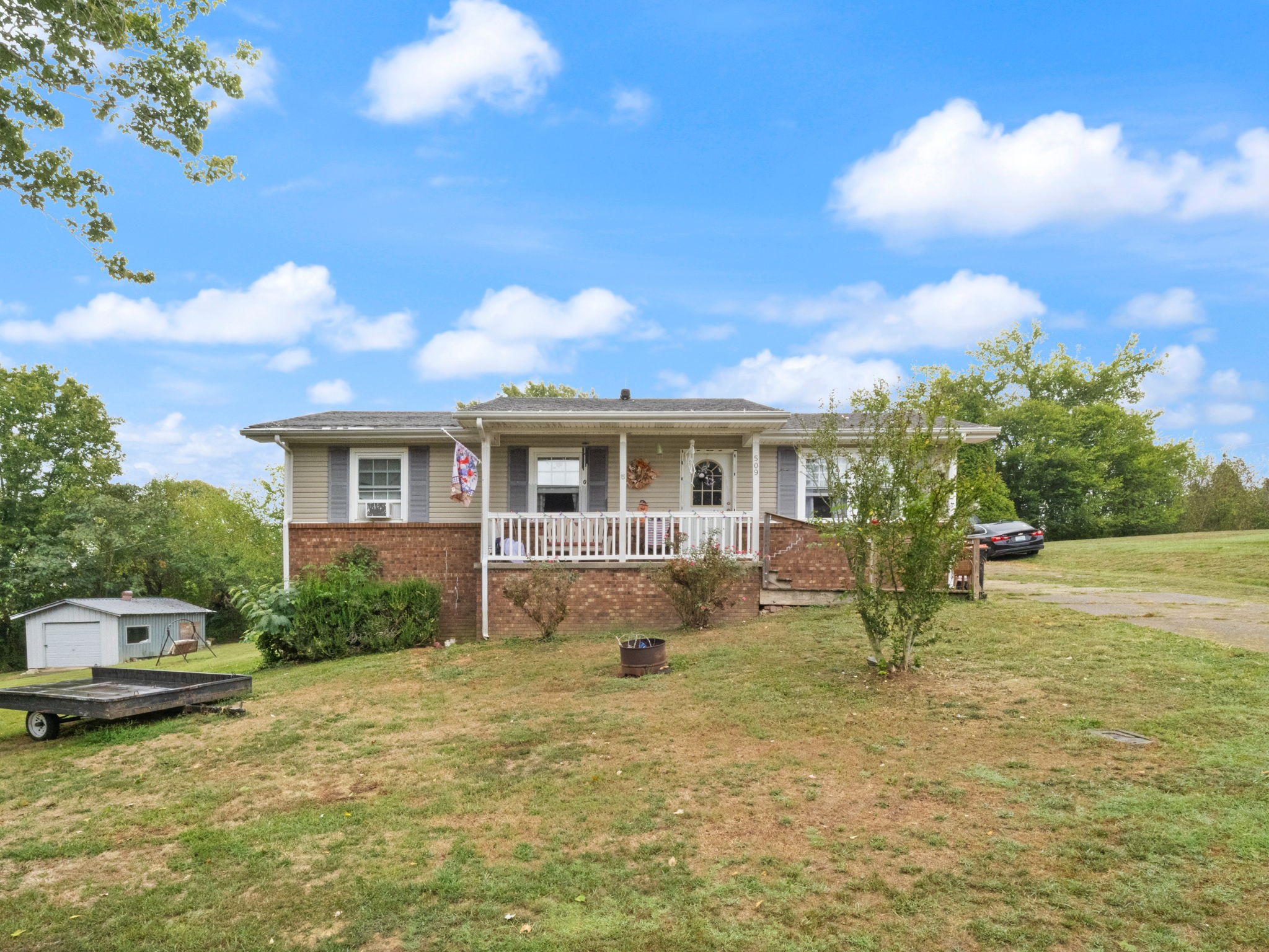 509 Countryside Loop Property Photo 6