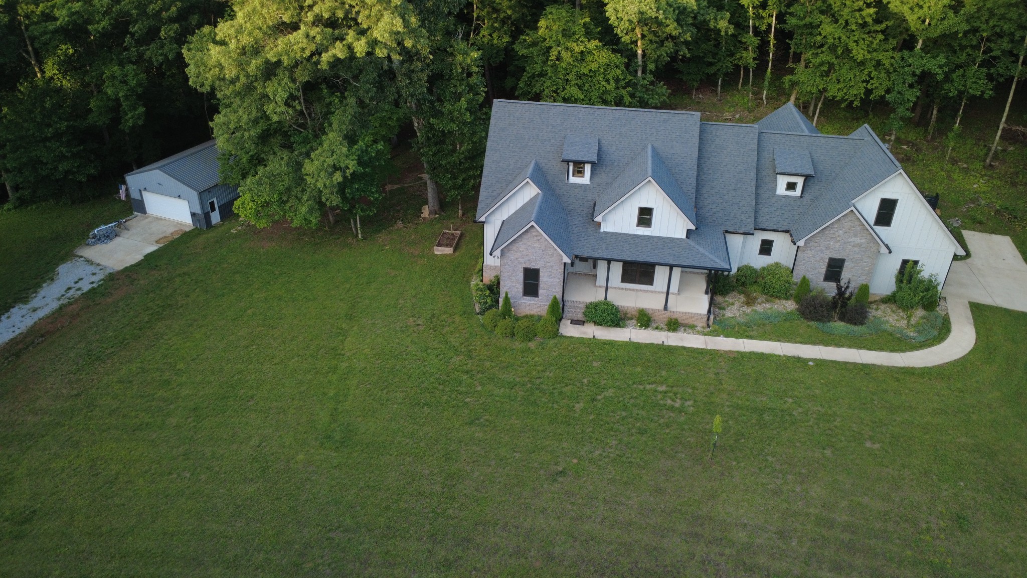 765 Scenic Cir Property Photo 6
