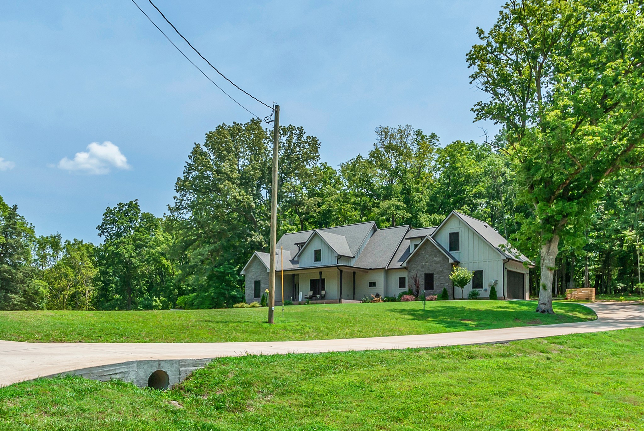 765 Scenic Cir Property Photo 9