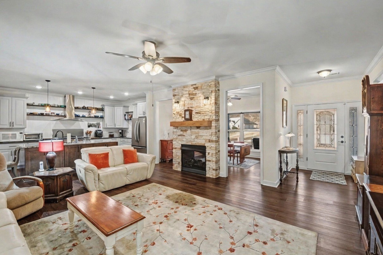 765 Scenic Cir Property Photo 16